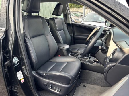 2014 Toyota Rav4 - thumbnail 17