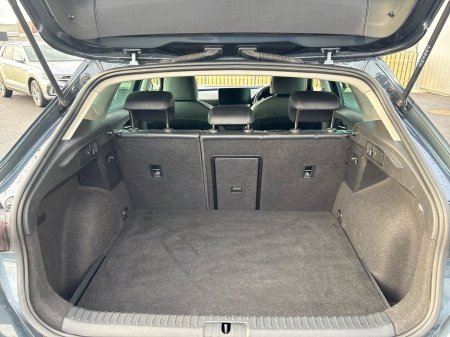 2023 Cupra Formentor e-Hybrid 204hp DSG €32,975 thumbnail