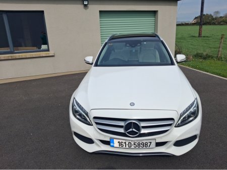 2016 Mercedes-Benz C Class - thumbnail 3