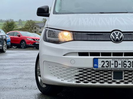 2023 Volkswagen Caddy - thumbnail 4
