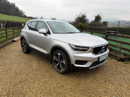 2018 Volvo XC40 D4 AWD MOMENTUM AT 5DR AU AUTO €25,950 thumbnail