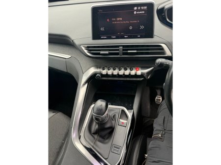 2017 Peugeot 3008 - thumbnail 17