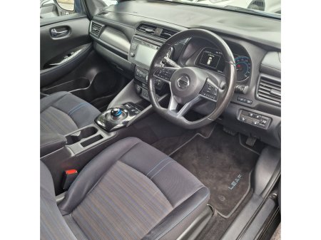 2018 Nissan Leaf - thumbnail 15