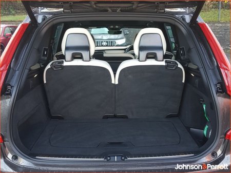 2025 Volvo XC90 T8 455bhp PHEV AWD Plus Bright (Adaptive Cruise / 360 Camera / Panoramic Sunroof) €91,900 thumbnail