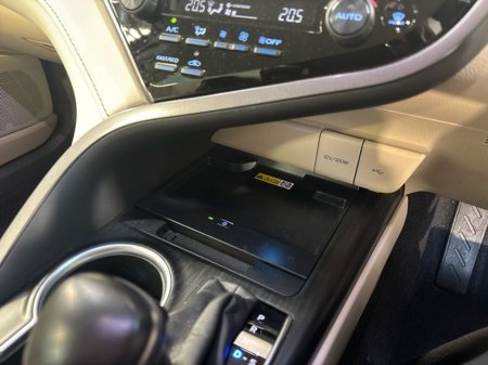 2023 Toyota Camry - thumbnail 15