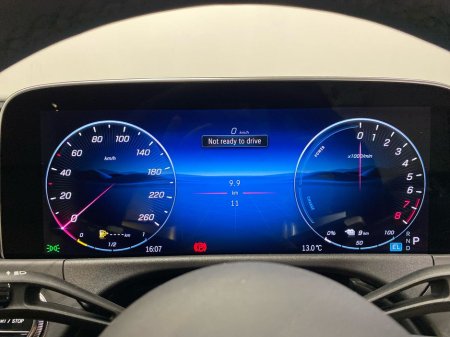 2025 Mercedes-Benz E Class - thumbnail 8