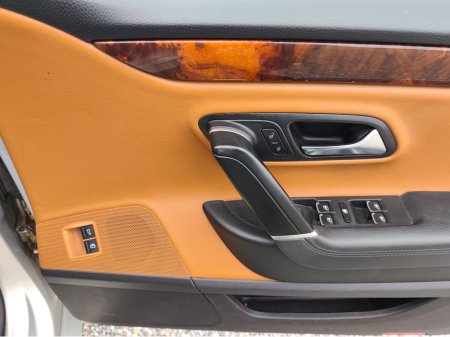 2010 Volkswagen Passat CC - thumbnail 12