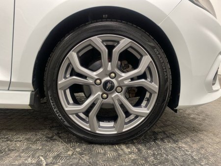 2019 Ford Fiesta - thumbnail 5