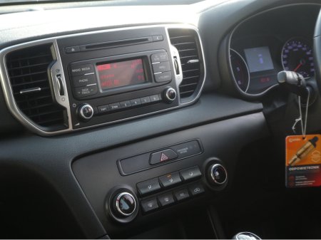 2016 Kia Sportage - thumbnail 10