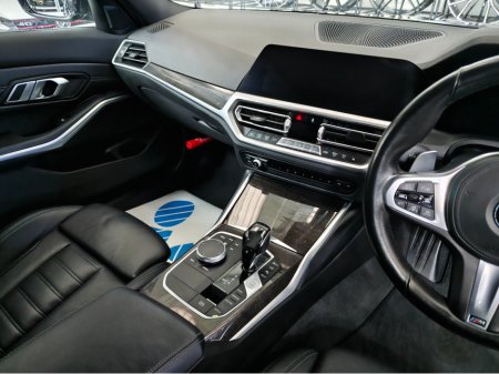 2020 BMW 3 Series 320D X-Drive M-SPORT TOURING 2.0 DIESEL AUTO €30,950 thumbnail