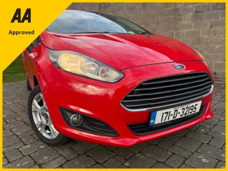 2017 Ford Fiesta - thumbnail 3