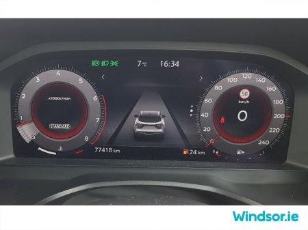 2022 Nissan Qashqai 1.3 PET MILD HYBRID SV PREMIUM €27,995 thumbnail