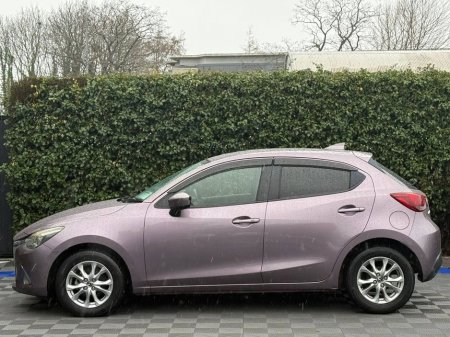 2016 Mazda Demio 1.3 SKYACTIV // 15" ALLOYS // HEATED SEATS // HEADS UP DISPLAY €10,900 thumbnail