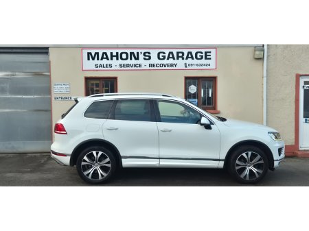 2016 Volkswagen Touareg 3.0 TDI R-LINE BLUEMOTION 258 5DR A V6 €18,659 thumbnail