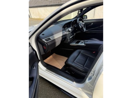 2015 Mercedes-Benz E Class E220 BLUETEC AMG SPORT AUTO €14,750 thumbnail