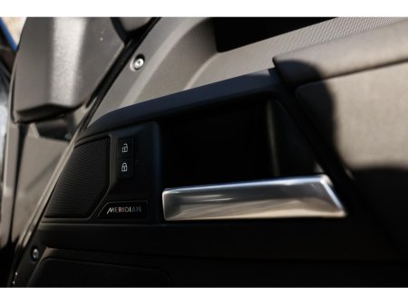 2017 Volkswagen Golf - thumbnail 11