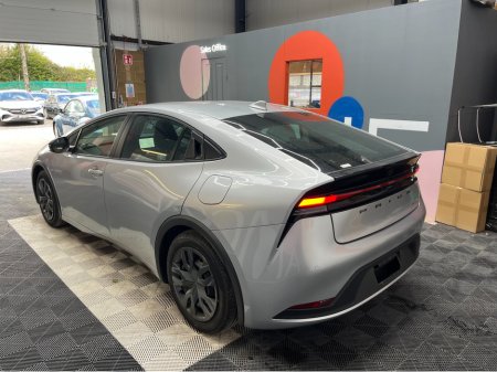 2025 Toyota Prius - photo 4