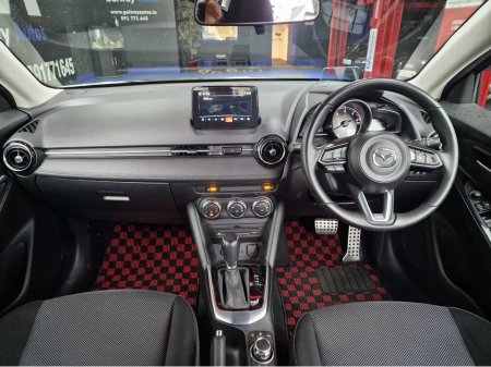 2017 Mazda Mazda2 - thumbnail 27