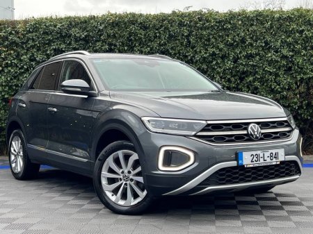 2023 Volkswagen T-Roc STYLE 2.0 TDI // APPLE CARPLAY/ANDROID AUTO // DIGITAL CLUSTER // ADAPTIVE CRUISE CONTROL