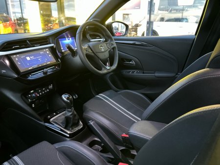 2024 Opel Corsa GS 1.2 75PS 5SPEED 4DR thumbnail