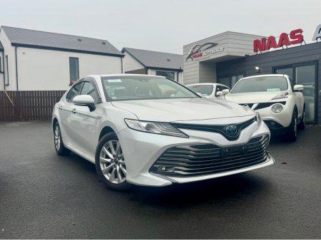 2019 Toyota Camry Hybrid – Pearl White, High Spec, JBL, Mint