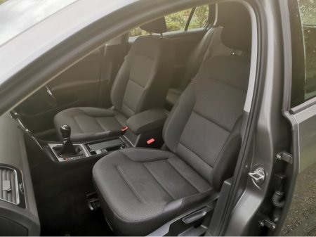 2016 Volkswagen Golf - thumbnail 14