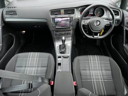 2015 Volkswagen Golf R-LINE PACK 1.2 TSI // LOUNG EDITION // VERY LOW MILEAGE // BLUETOOTH MUSIC // ADAPTIVE CRUISE CONTROL €14,900 thumbnail