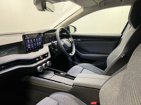 2025 Skoda Superb Selection DSG 2.0TDI 150BHP - Reversing Camera - Climate Control - Heated Seats - Keyless Start - Apple CarPlay/Android Auto €44,950