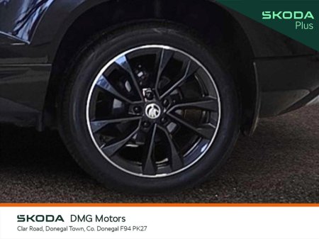 2023 Skoda Karoq 2.0TDI 115HP DSG Sportline €41,900 thumbnail