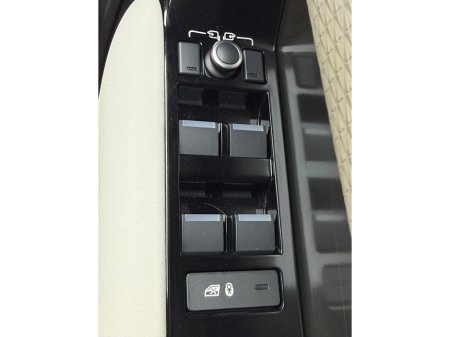 2023 Land Rover Range Rover Velar - thumbnail 22