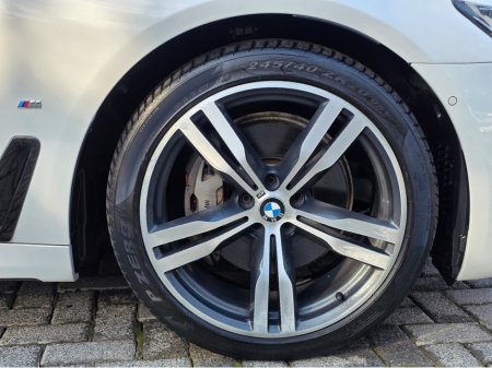 2017 BMW 7 Series - thumbnail 5