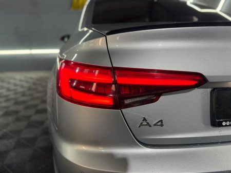 2017 Audi A4 - thumbnail 12