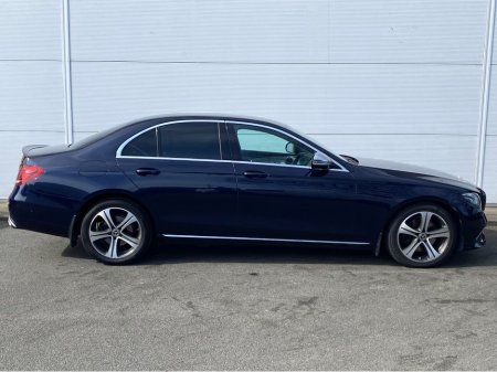 2019 Mercedes-Benz E Class - thumbnail 4