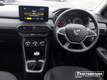 2023 Dacia Jogger COMFORT TCE 110 5DR 7 SEATS €18,499