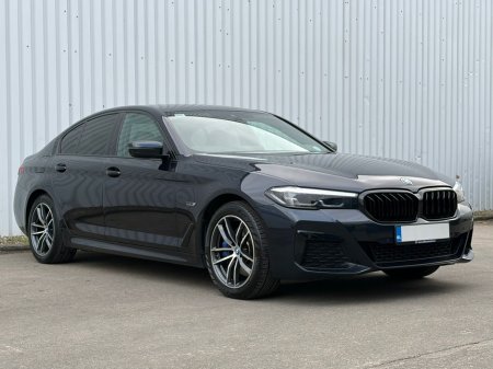 2022 BMW 5 Series - thumbnail 2
