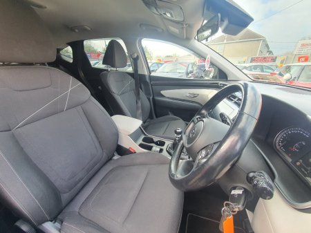 2021 Hyundai Tucson - thumbnail 6