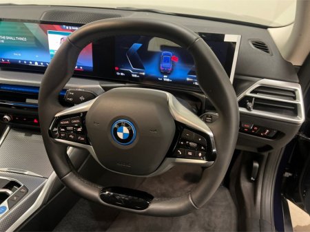 2025 BMW i4 - thumbnail 6