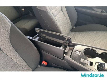 2023 Nissan X-Trail ePOWER SV PREMIUM 5 Seater €42,995 thumbnail