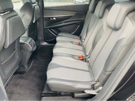 2022 Peugeot 5008 - thumbnail 26