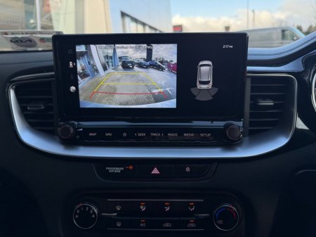 2024 Kia Ceed MY23 1.0HP GTL 5DR €25,950 thumbnail