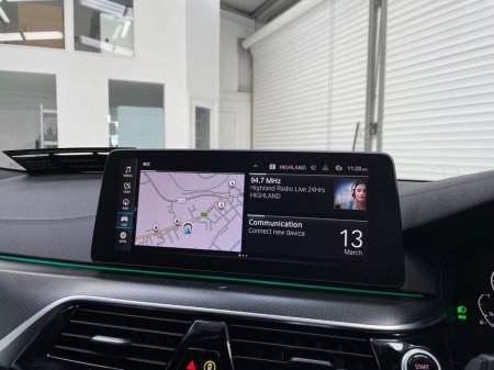 2021 BMW 5 Series - thumbnail 24