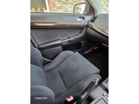 2010 Mitsubishi Lancer - thumbnail 18