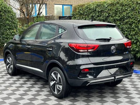 2023 MG ZS EV // LOW MILEAGE // APPLE CARPLAY/ANDROID AUTO // 360 PARKING CAMERAS // DIGITAL CLUSTER €20,900 thumbnail