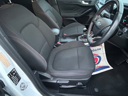 2019 Ford Focus 1.0 EcoBoost 125PS ST-Line €14,999 thumbnail