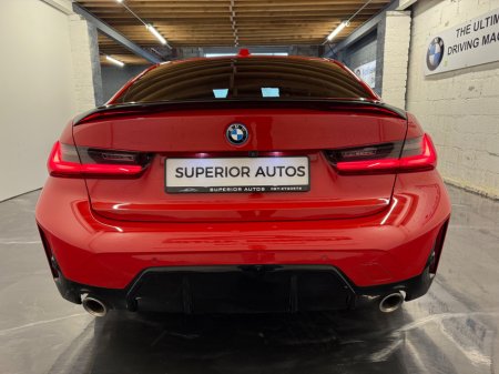 2023 BMW 3 Series - thumbnail 6