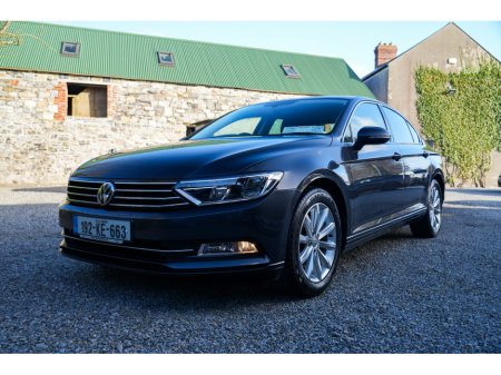 2019 Volkswagen Passat - thumbnail 11