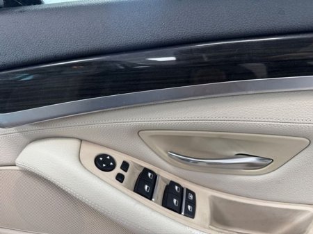 2016 BMW 5 Series - thumbnail 12