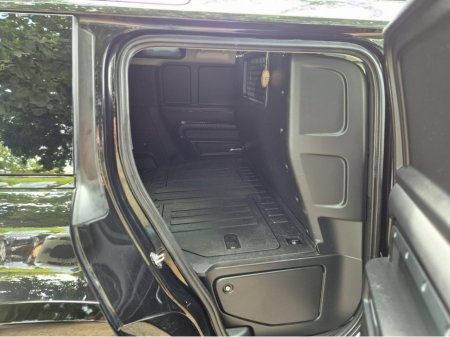 2021 Land Rover Defender 110 3.0 D H-T H-TOP S 250P €59,995