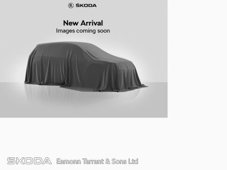 2023 Volkswagen Golf 2.0 TDI 150HP R-Line €33,500 thumbnail