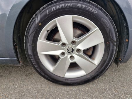 2016 Skoda Octavia - thumbnail 27